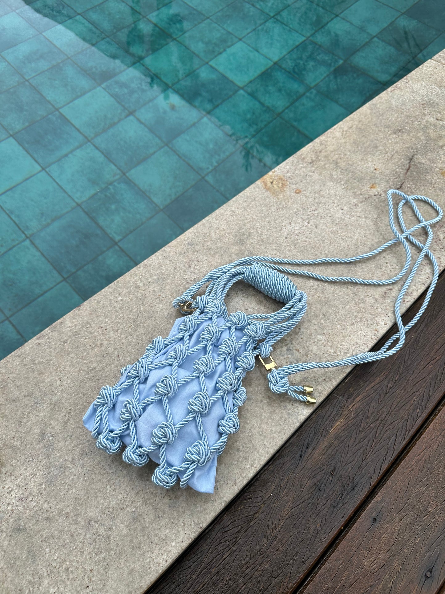 BOLSA EM MACRAMÊ TRANCOSO