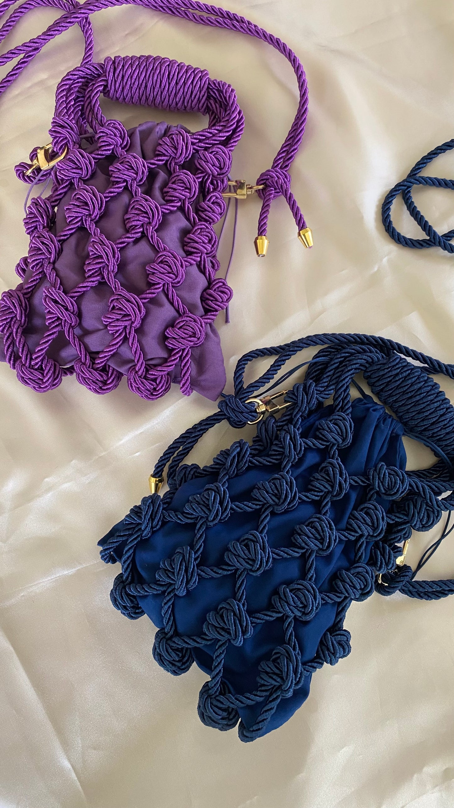 BOLSA EM MACRAMÊ TRANCOSO