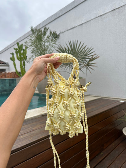 BOLSA EM MACRAMÊ TRANCOSO