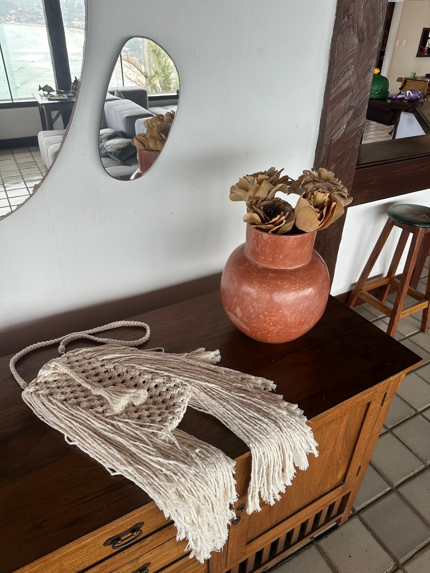 BOLSA EM MACRAMÊ BÚZIOS