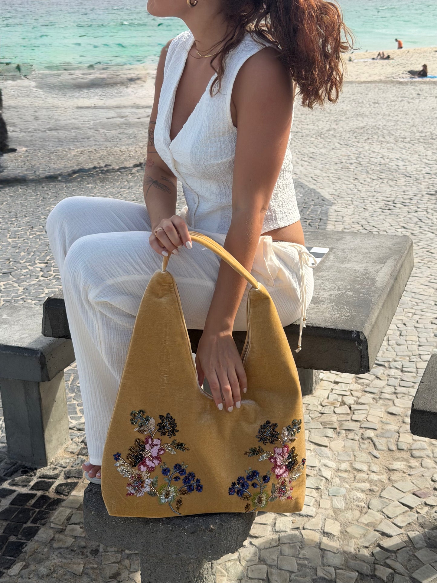 BOLSA VELUDO PARATY