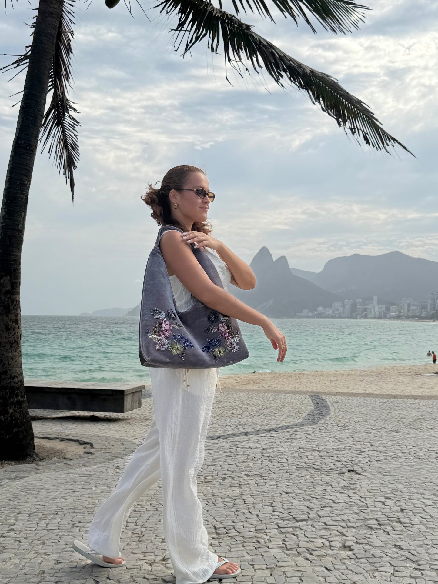 BOLSA VELUDO PARATY