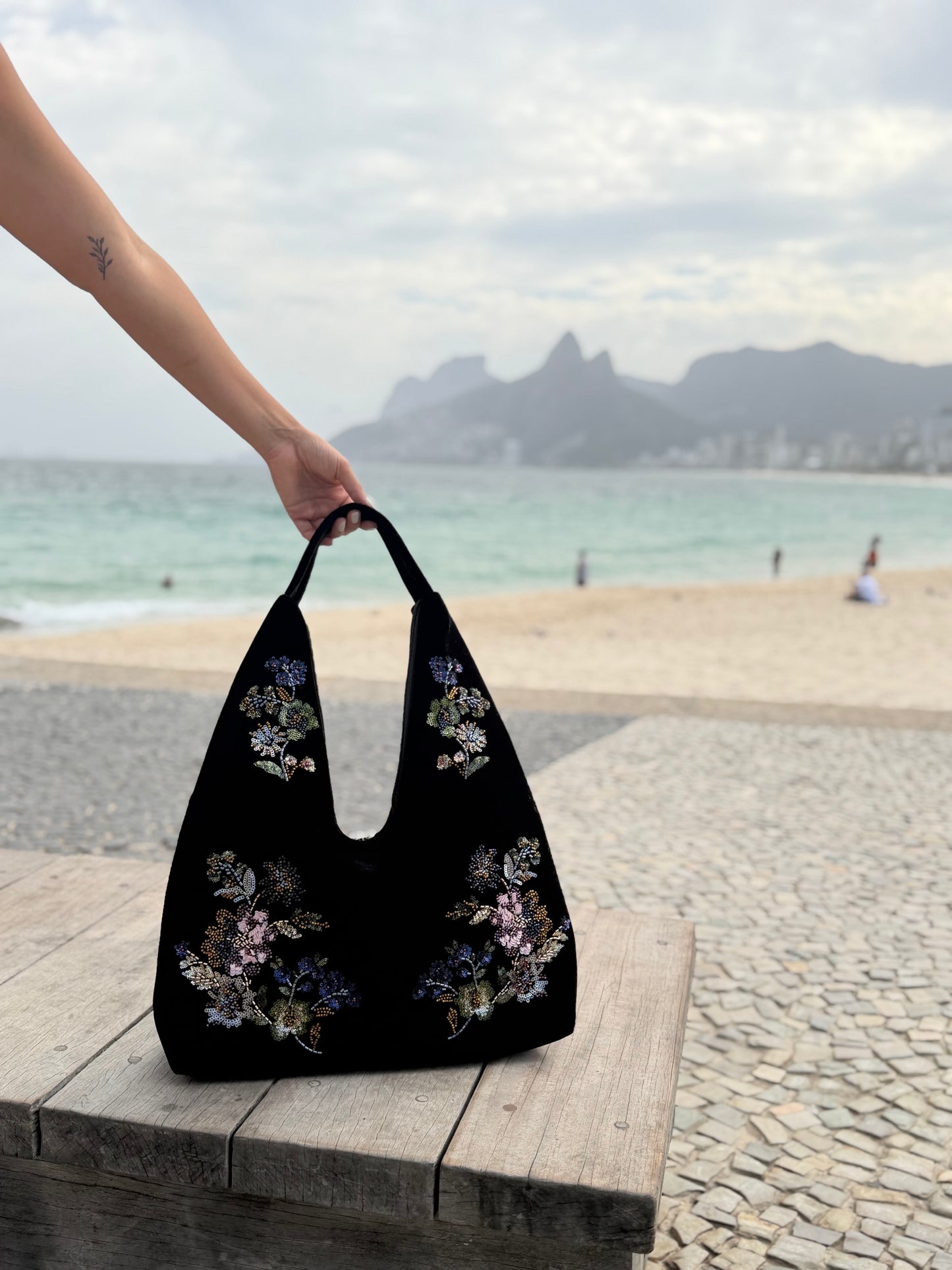 BOLSA VELUDO PARATY