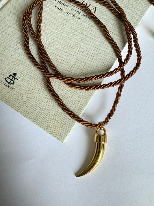 COLAR DENTE DOURADO
